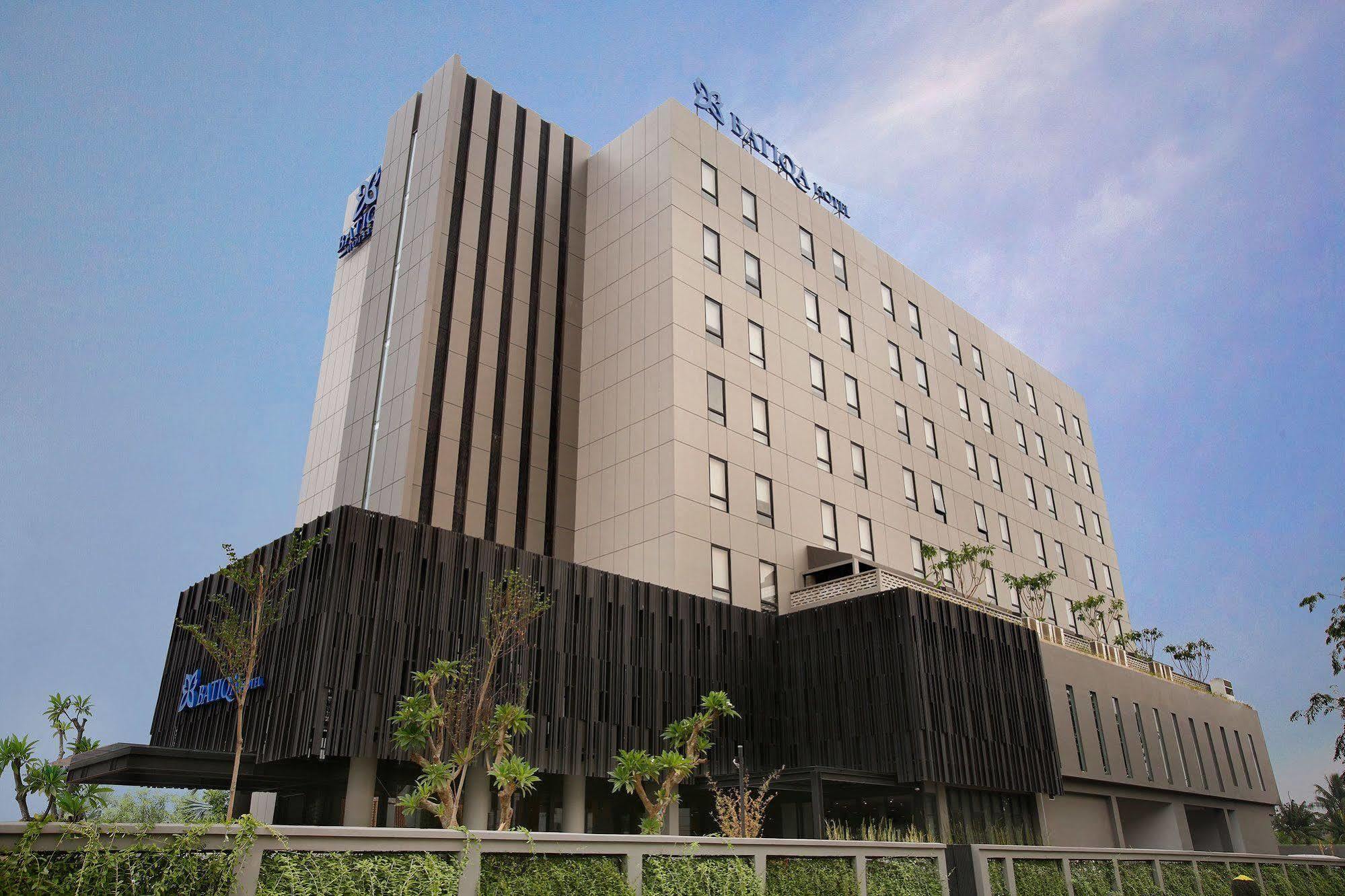 Batiqa ホテル ジャバベカ チカラン エクステリア 写真